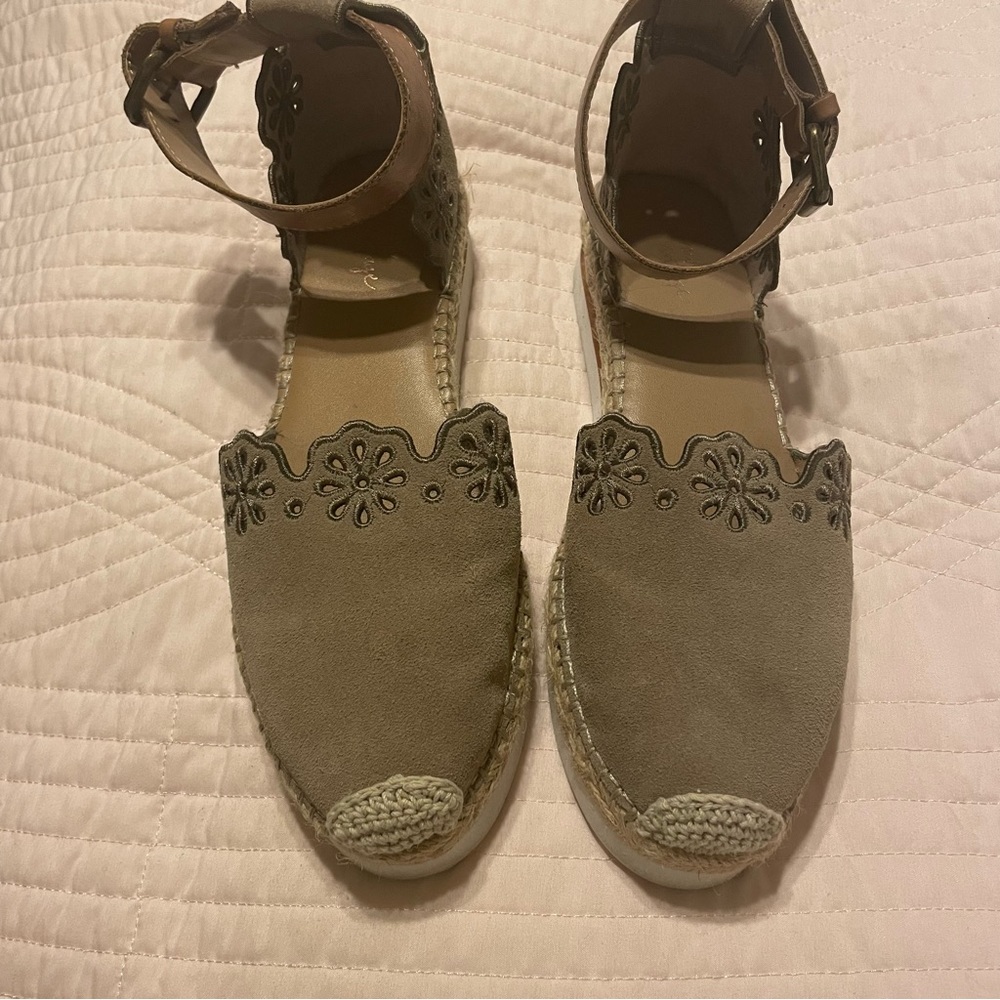 Crown Vintage Brixie Wedge